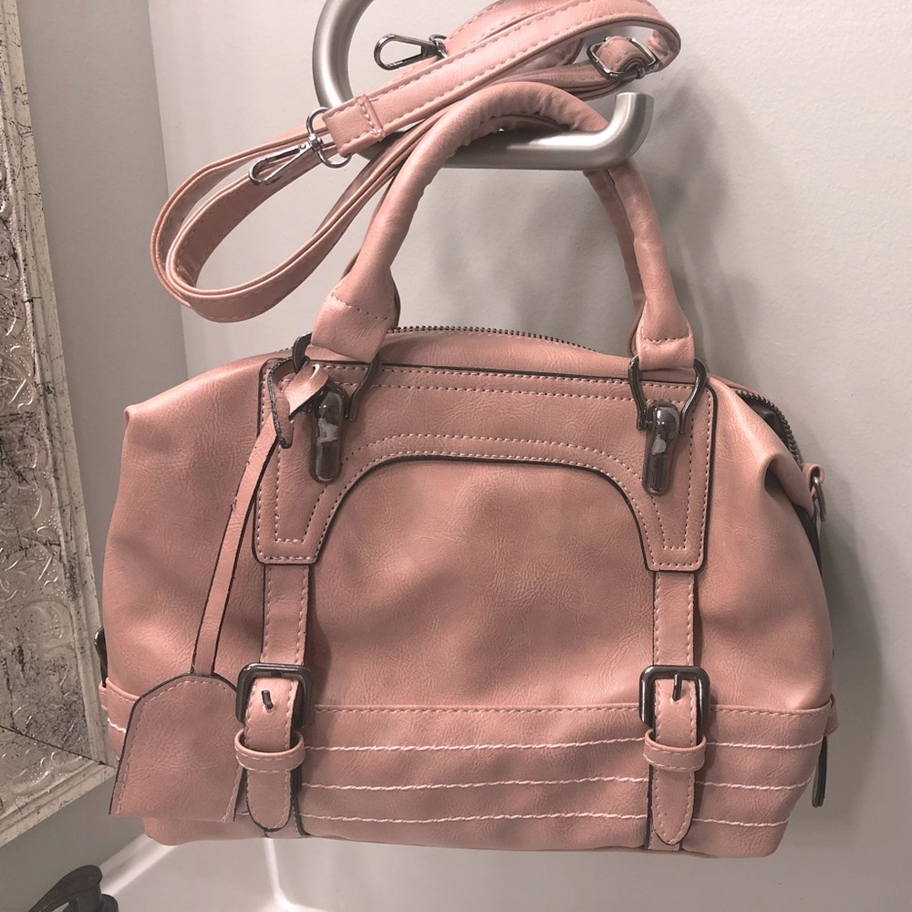 Blush Handbag! Cute!